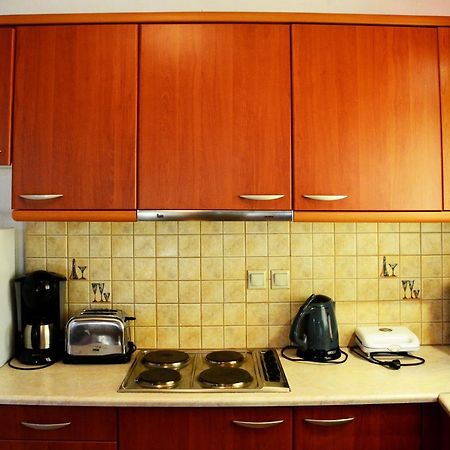 Plakalona Apartments Exopoli Bagian luar foto