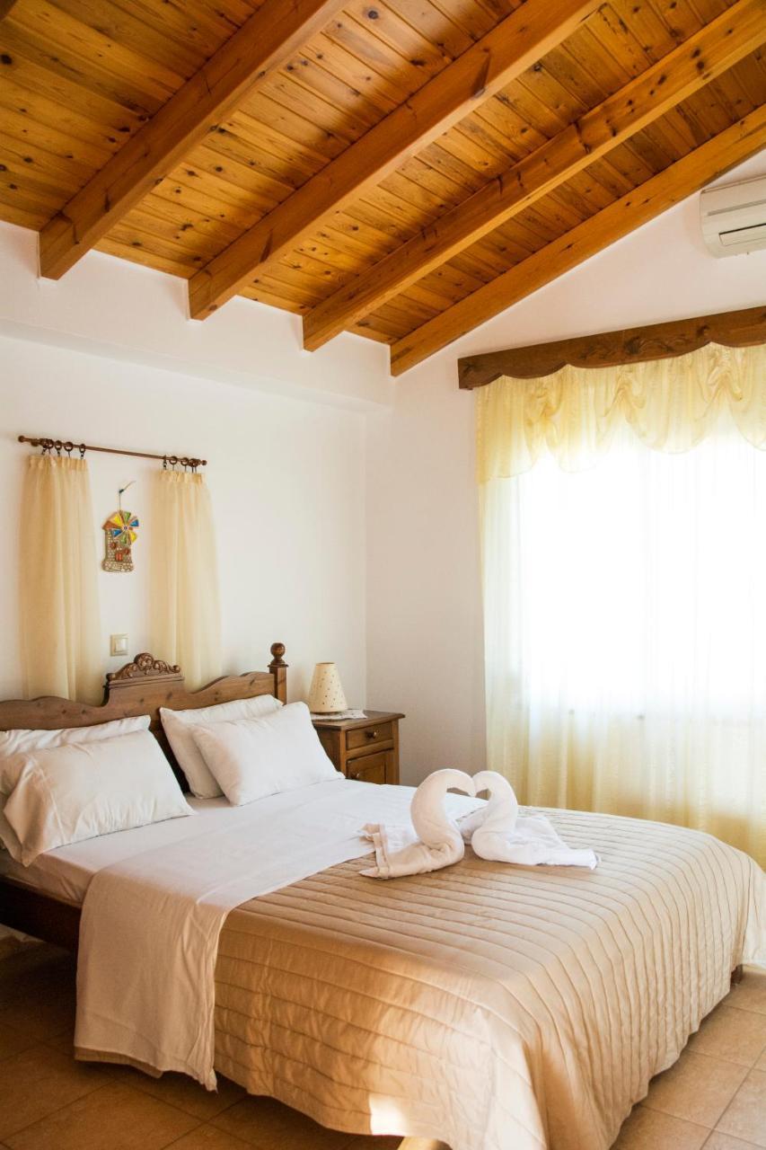 Plakalona Apartments Exopoli Bagian luar foto